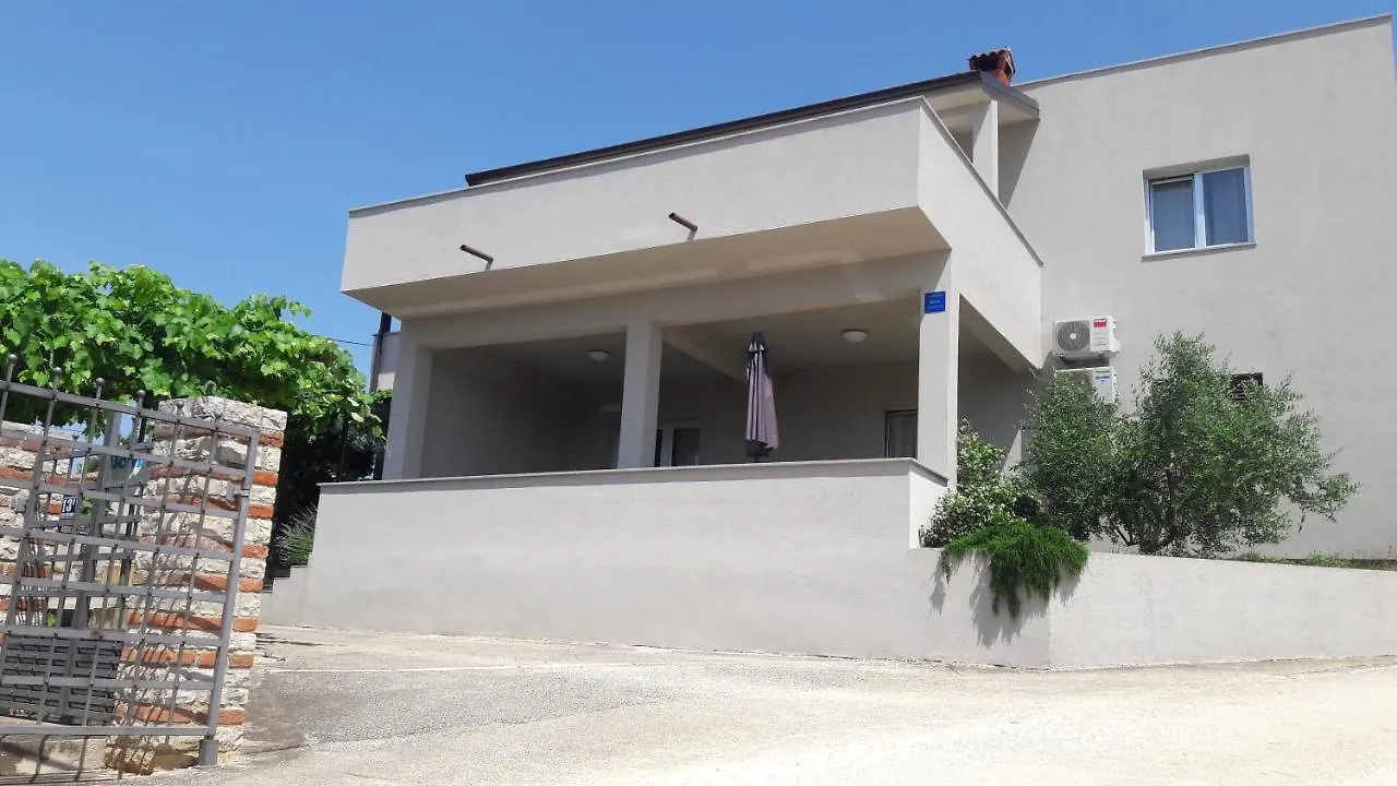 Apartment 4 Molindrio Porec